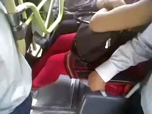 هناك برغي صوفا مع كي ...
