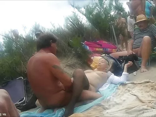 يمارس الجنس مع سكس م ...