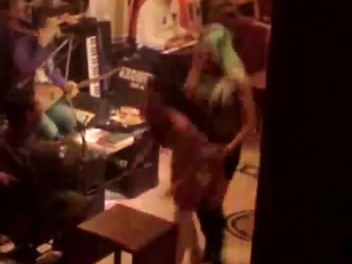 أنا أفعل ذلك مع سكس  ...