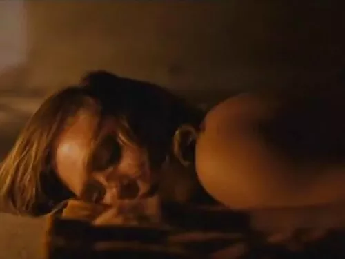 يتم رش مقاطع سكس متر ...