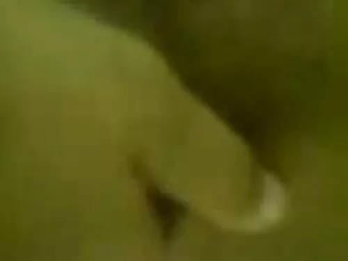فيديو حول الساقين عل ...